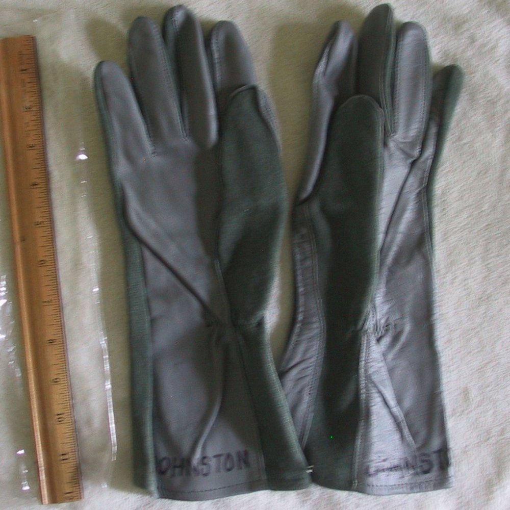 GLOVES, FLYERS, SUMMER